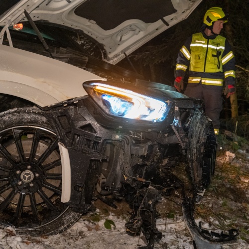 Fahrzeugunfall auf der B132 – keine Verletzten